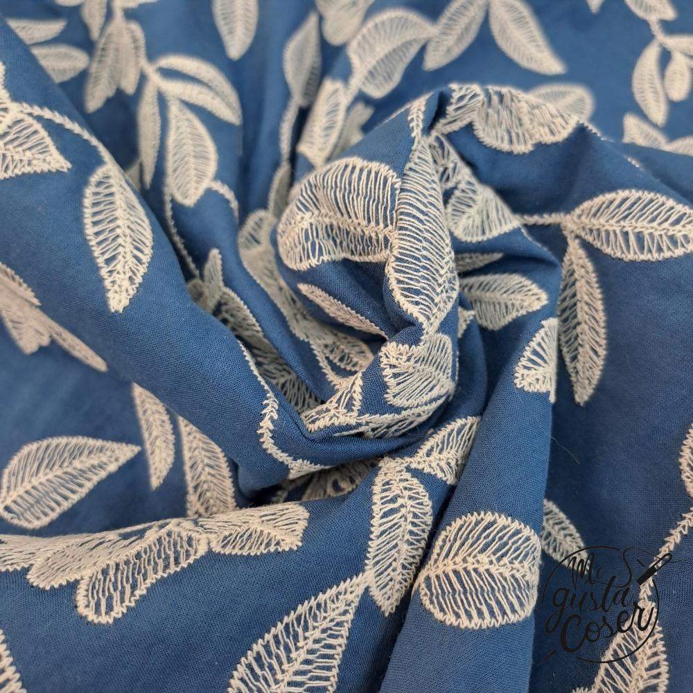 Tela voile de algodón bordado azul denim Embroidery Jeans & White de Katia