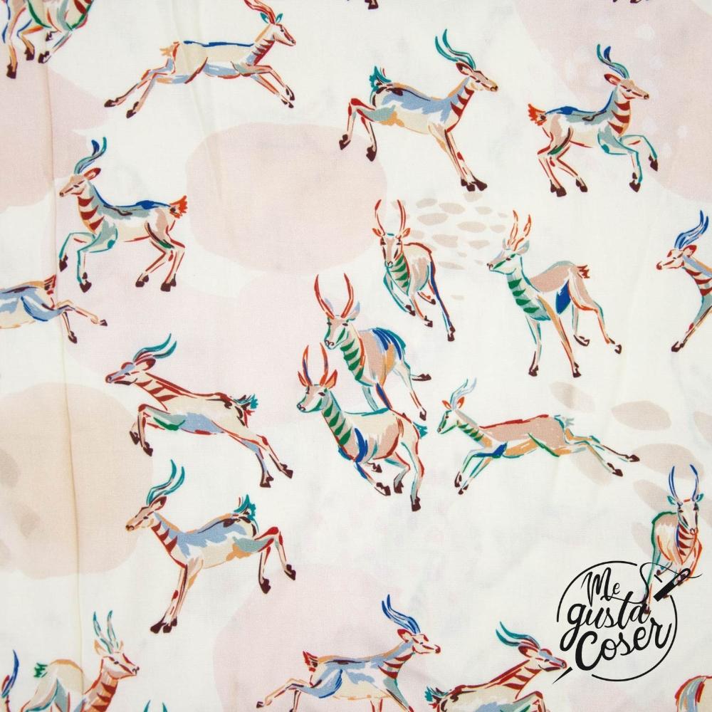 Tela de viscosa estampada Free Antelopes de Katia