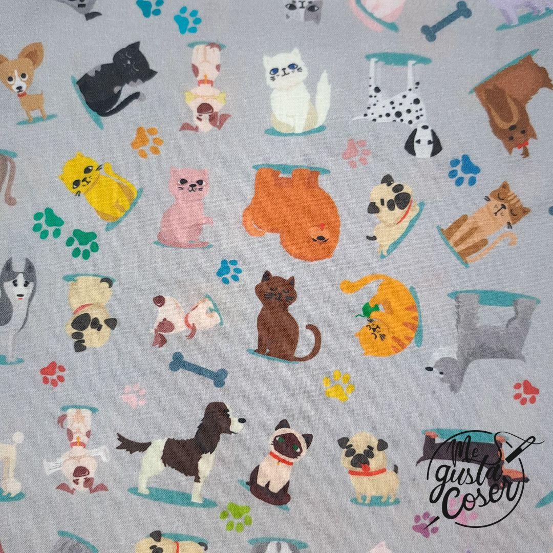 Tela patchwork Animo gatos y perros