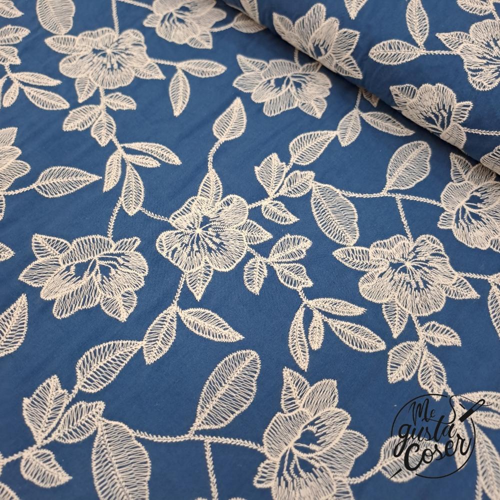 Tela voile de algodón bordado azul denim Embroidery Jeans & White de Katia