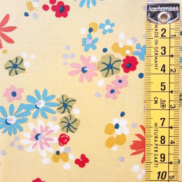 Tela patchwork Flores colores fondo amarillo